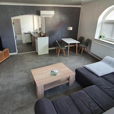 Ferienwohnung Zur Linde Dettelbach Bagian luar foto